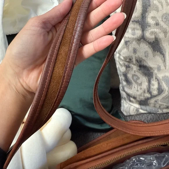 Vintage Patricia Coach crossbody bag - Picture 12 of 14